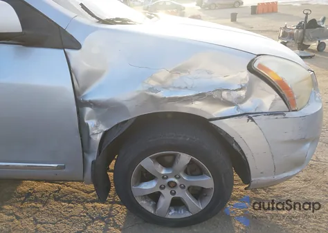 2013 Nissan Rogue S z USA, uszkodzony, nr VIN JN8AS5MT7DW513561